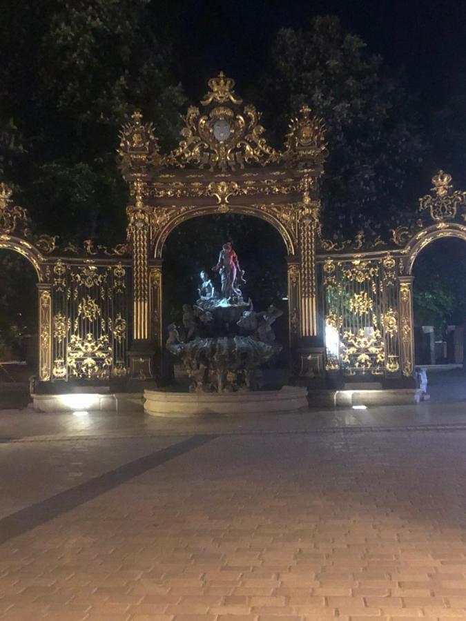 Les Portes D'Or Nancy Luaran gambar